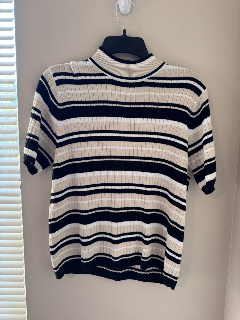 Laura Scott Striped Ribbed Mock Neck Top Large